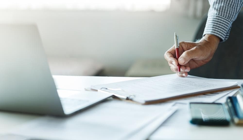 ¿Qué tipos de permisos o licencias laborales existen?